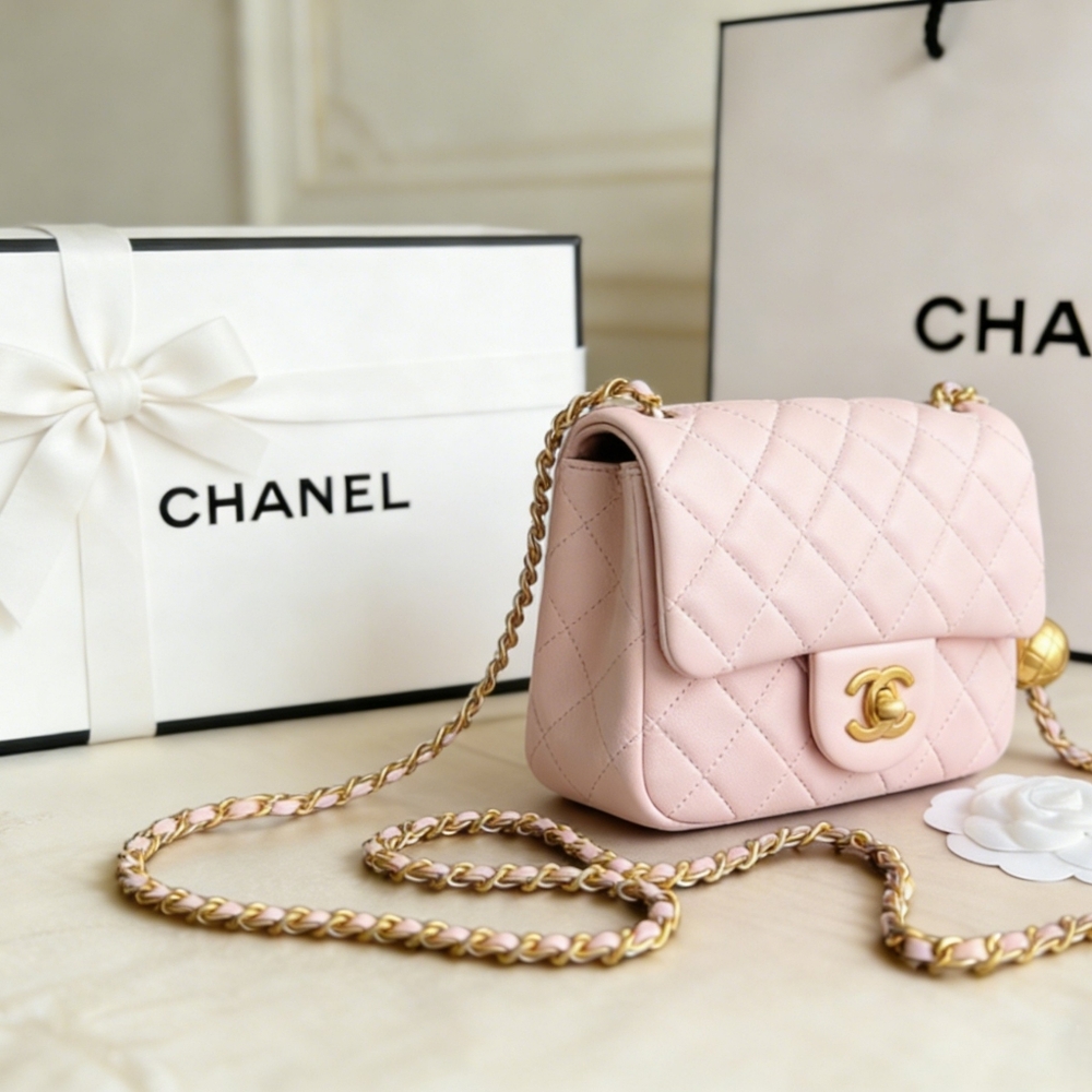 <AUTHENTIC>Chanel Mini Classic Flap Bagwith Pearl in Pink - Picture 3 of 6
